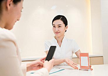 玩家老家翻出大量FC卡 想要卖高价有条件